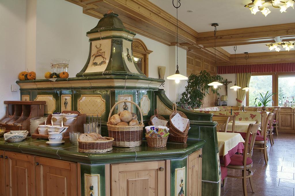 Hotel Gasthof Jaegerhaus Sankt Peter Dış mekan fotoğraf